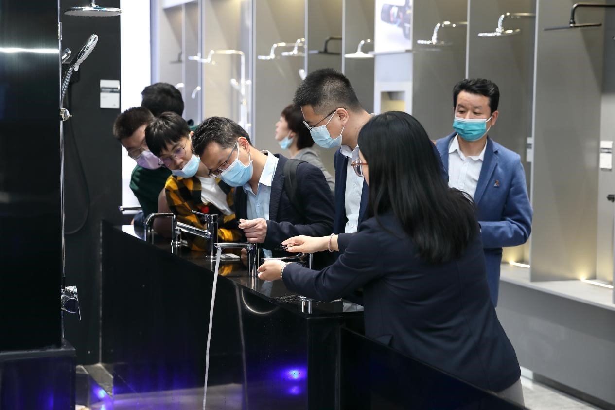 122cc太阳集成游戏卫浴